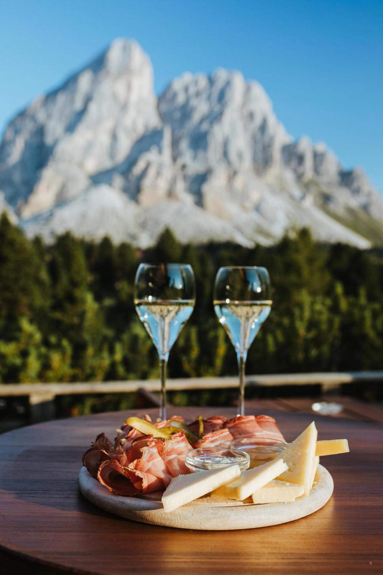 Ütia De Börz Hotell San Martino in Badia Exteriör bild